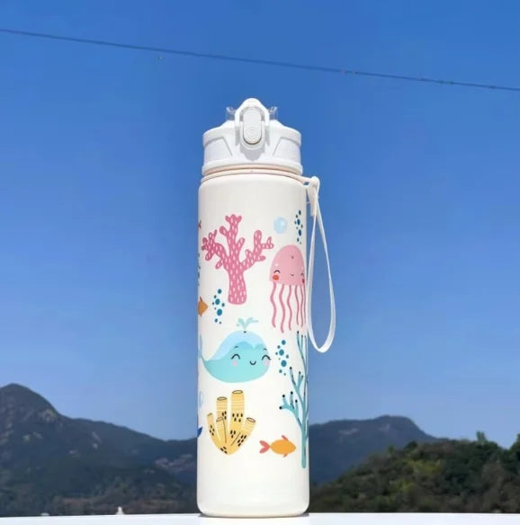 Kids' Summer Water Cup: 750ml Dinosaur Water Bottle with Silicone Straw and Leakproof Plastic Water Bottle