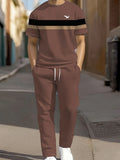 The new summer 2025 men's set with 3D striped prints is a stylish and laid-back piece of outdoor sportswear.