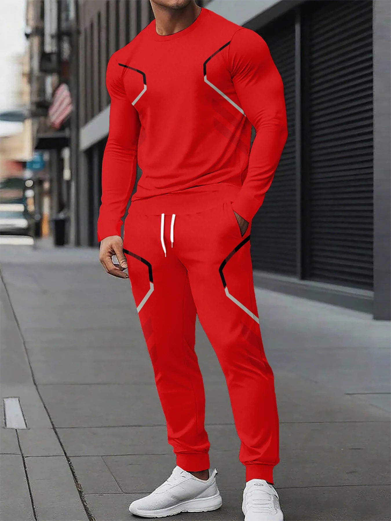 With 3D pattern printing, the new men's round-neck sweatshirt set for Spring and Autumn 2025 combines comfort and street style.