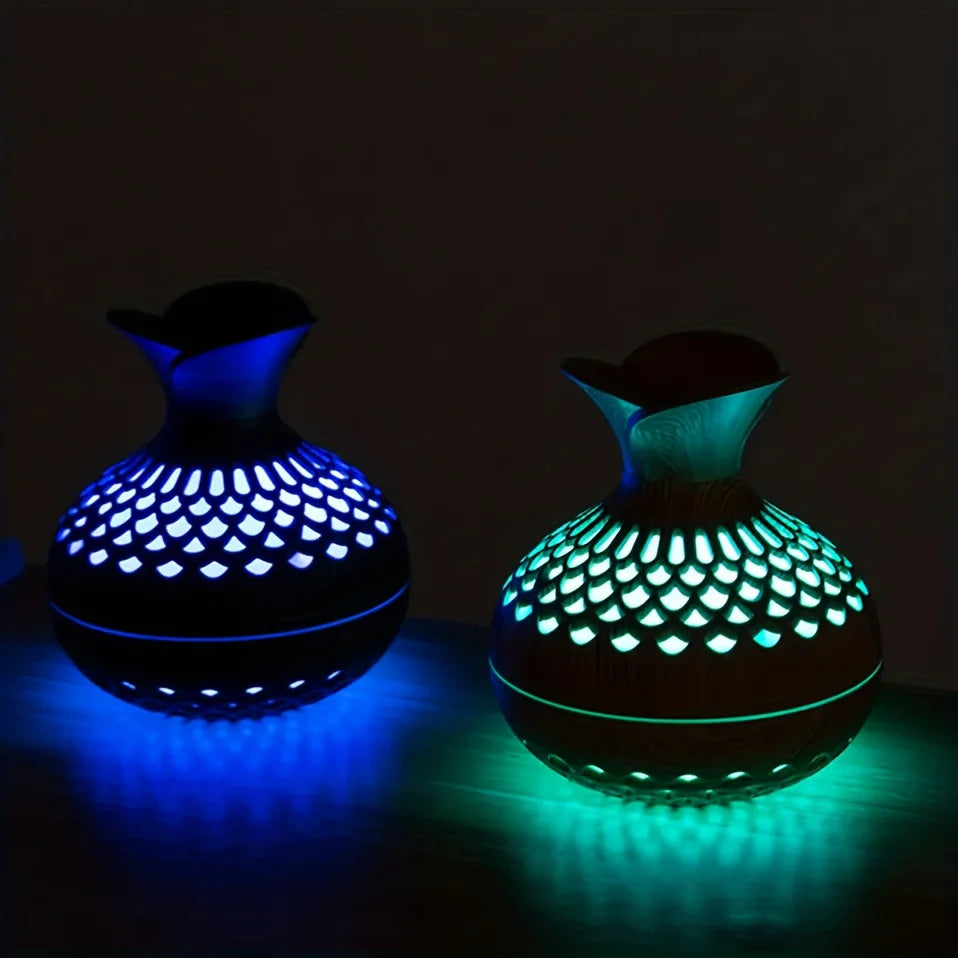Aromatherapy essential oil diffuser, 300ml wooden vase, light, colourful, cool mist air humidifier, USB mini humidifier