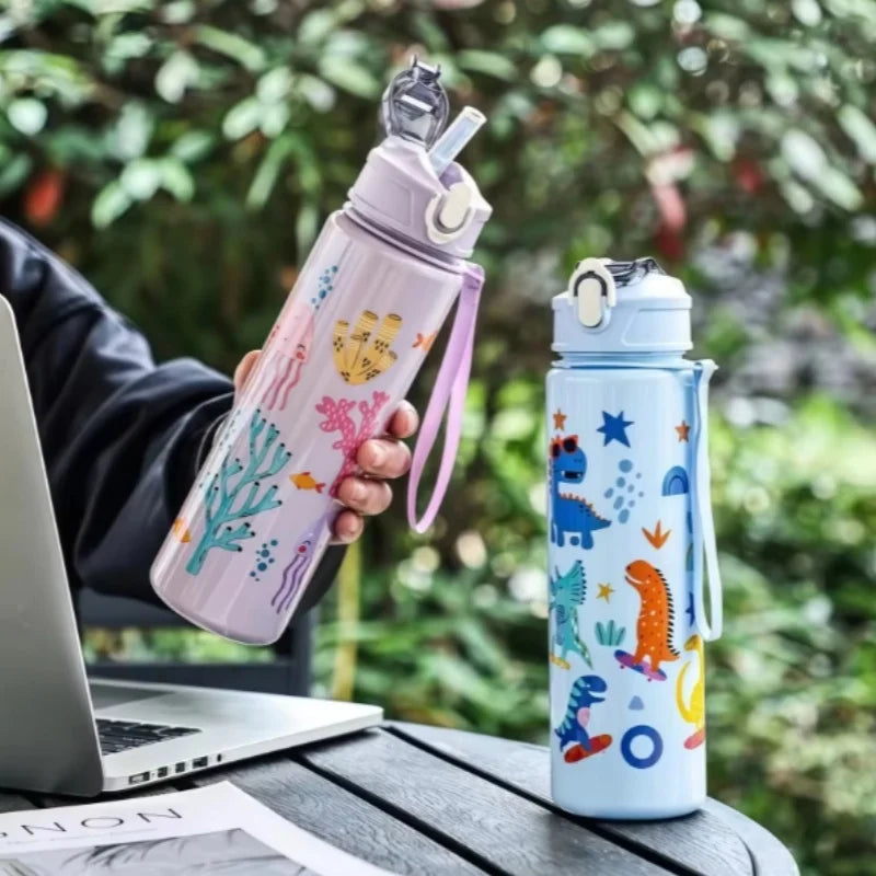 Kids' Summer Water Cup: 750ml Dinosaur Water Bottle with Silicone Straw and Leakproof Plastic Water Bottle